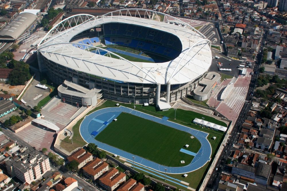 Rio de Janeiro aus der Vogelperspektive: Fussball- und Mehrzweckhalle Stadion Estadio do Maracana in Rio de Janeiro in Brasilien