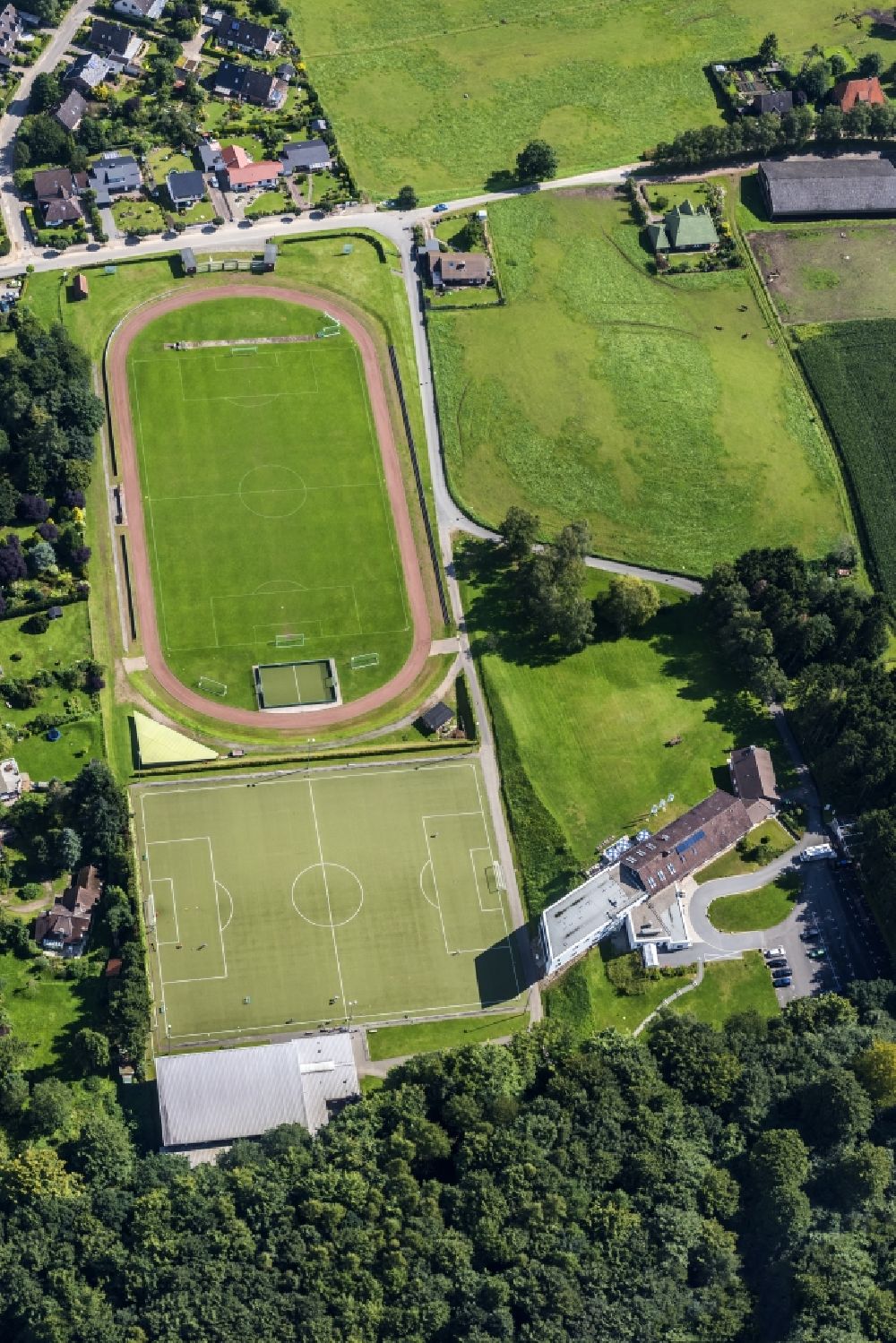 Luftaufnahme Malente - Fußballstadion Uwe Seeler Fußball Park im Ortsteil Bad Malente-Gremsmühlen in Malente im Bundesland Schleswig-Holstein