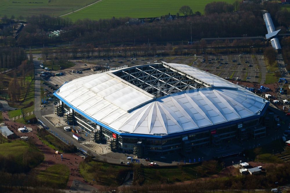Gelsenkirchen von oben - Fussballstadion Veltins-Arena auf Schalke des Vereins Schalke 04 in Gelsenkirchen im Bundesland Nordrhein-Westfalen