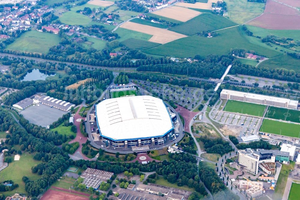 Luftbild Gelsenkirchen - Fussballstadion Veltins-Arena auf Schalke des Vereins Schalke 04 in Gelsenkirchen im Bundesland Nordrhein-Westfalen