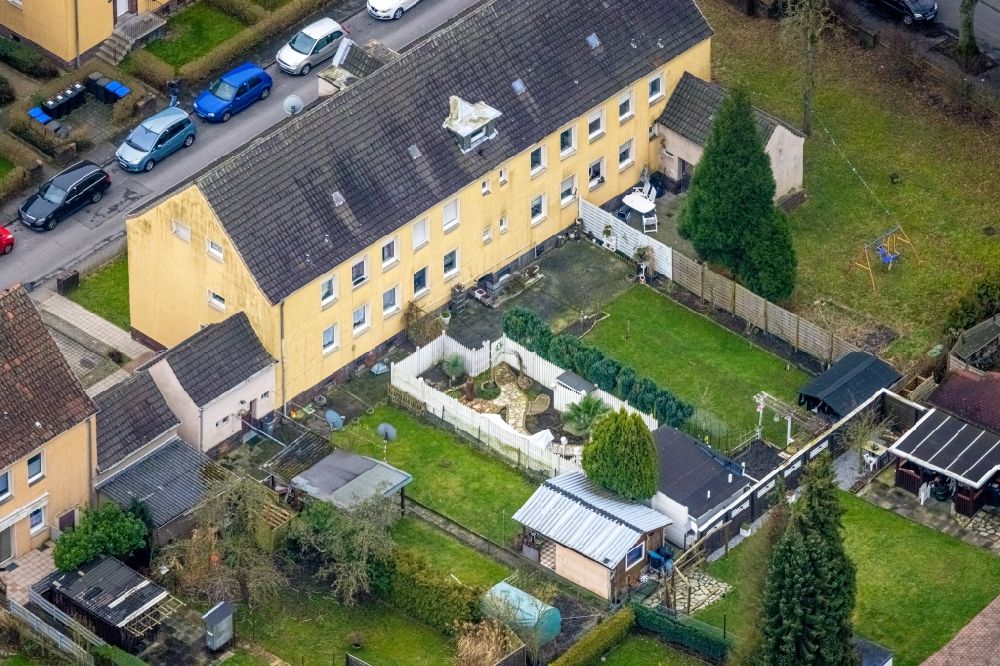 Luftbild Hamm - Gartenanlagen am Gebäude eines Mehrfamilien- Wohnhauses Am Roggenkamp in Hamm im Bundesland Nordrhein-Westfalen, Deutschland