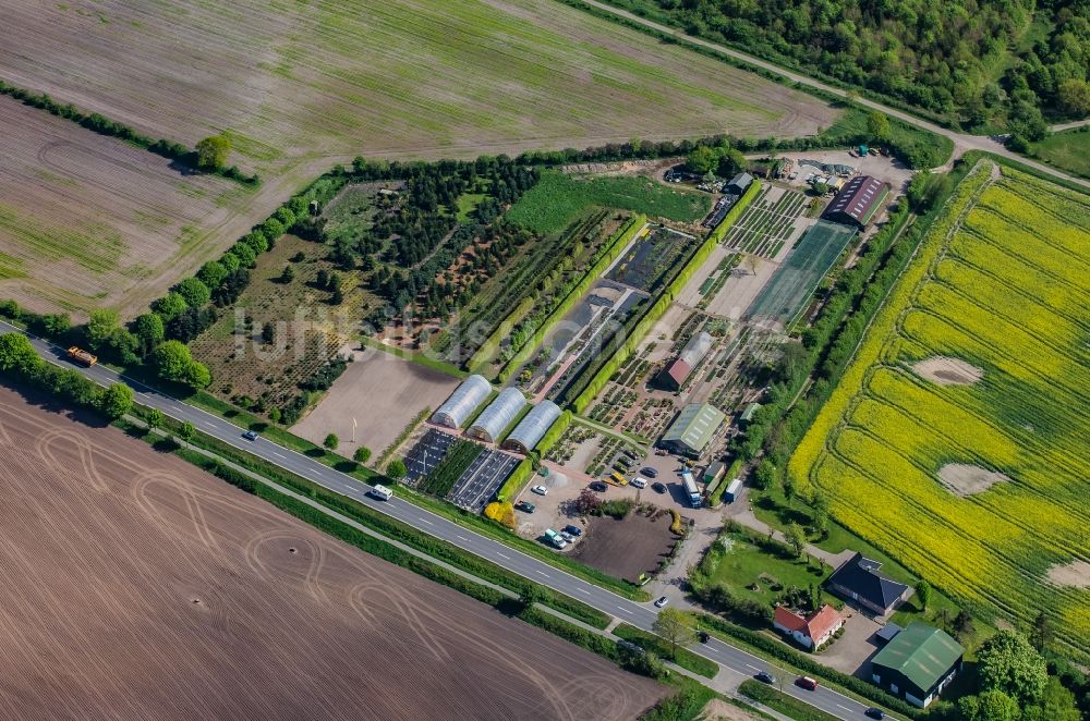 Wees von oben - Gartencenter in Wees im Bundesland Schleswig-Holstein, Deutschland