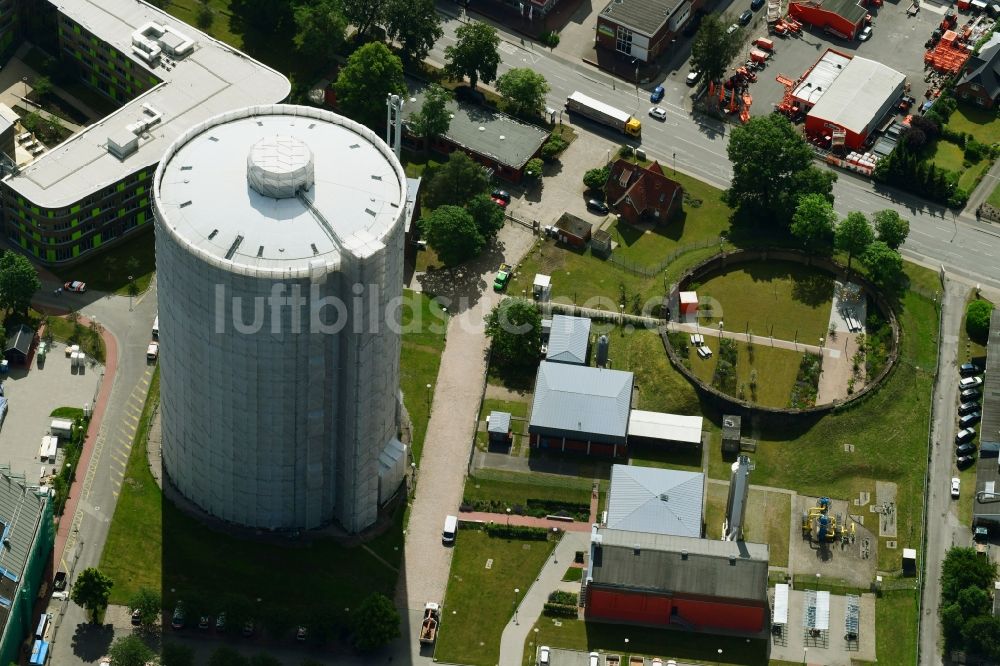 Luftaufnahme Lübeck - Gasometer- Hoch- Speicherbehälter in Lübeck im Bundesland Schleswig-Holstein, Deutschland