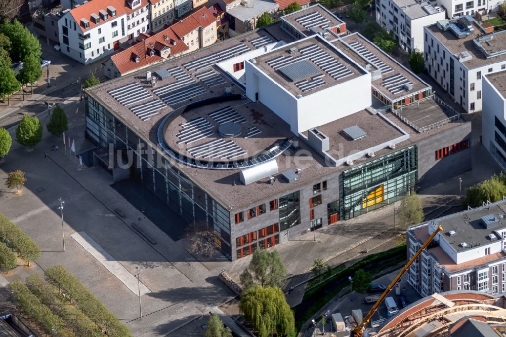 Luftaufnahme Erfurt - Gebäude des Konzerthauses und Theater- Schauspielhauses in Erfurt im Bundesland Thüringen, Deutschland