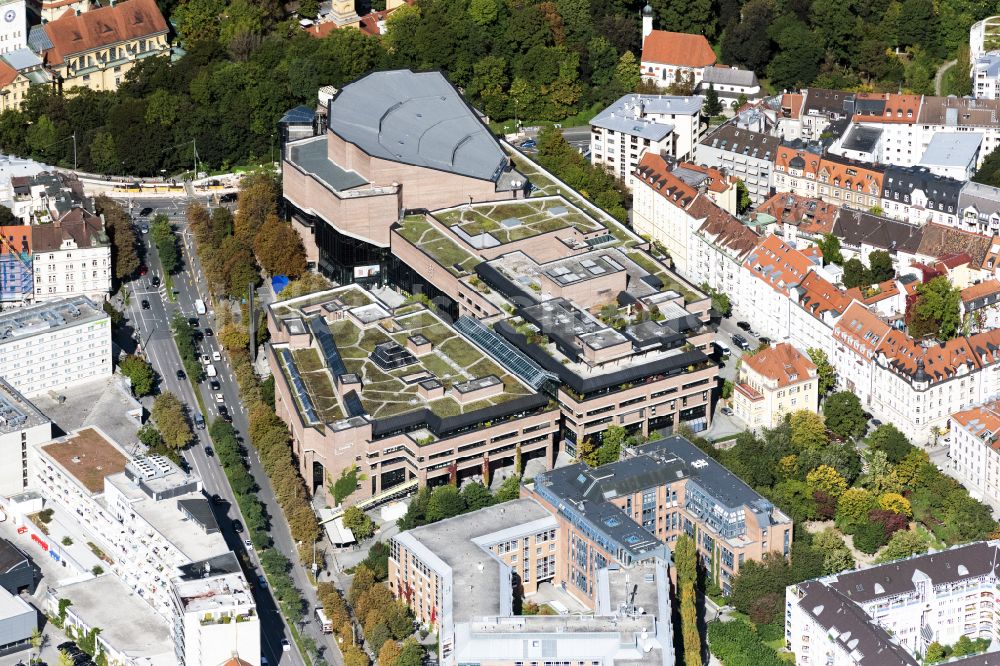Luftbild München - Gebäude des Kulturzentrums Gasteig mit Konzerthaus in München Haidhausen im Bundesland Bayern