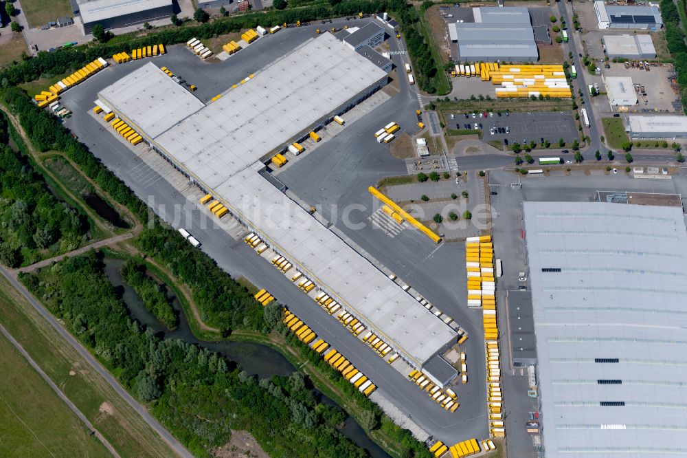 Luftbild Bremen - Gebäudekomplex und Gelände des Logistikzentrums DHL Frachtzentrum Ludwig-von-Kapff-Straße in Bremen, Deutschland
