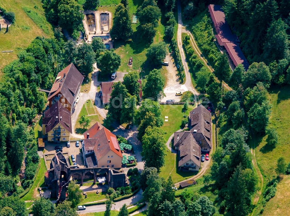 Oppenau aus der Vogelperspektive: Gebäudekomplex des Klosters in Oppenau im Bundesland Baden-Württemberg, Deutschland