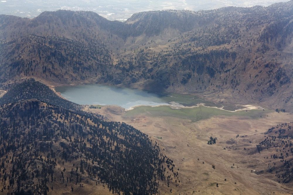 Luftaufnahme Göynük - Gebirgslandschaft mit dem GirdevGölü See im West-Taurusgebirge, Provinz Mugla in der Türkei