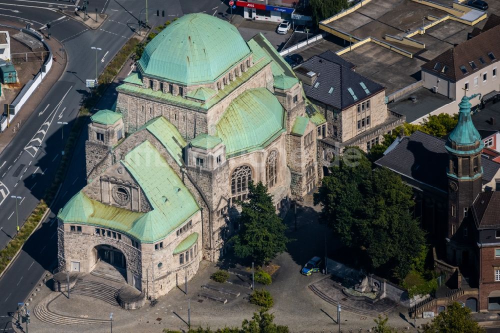 Essen von oben - Gebäude der Alten Synagoge der jüdischen Gemeinde in Essen im Bundesland Nordrhein-Westfalen