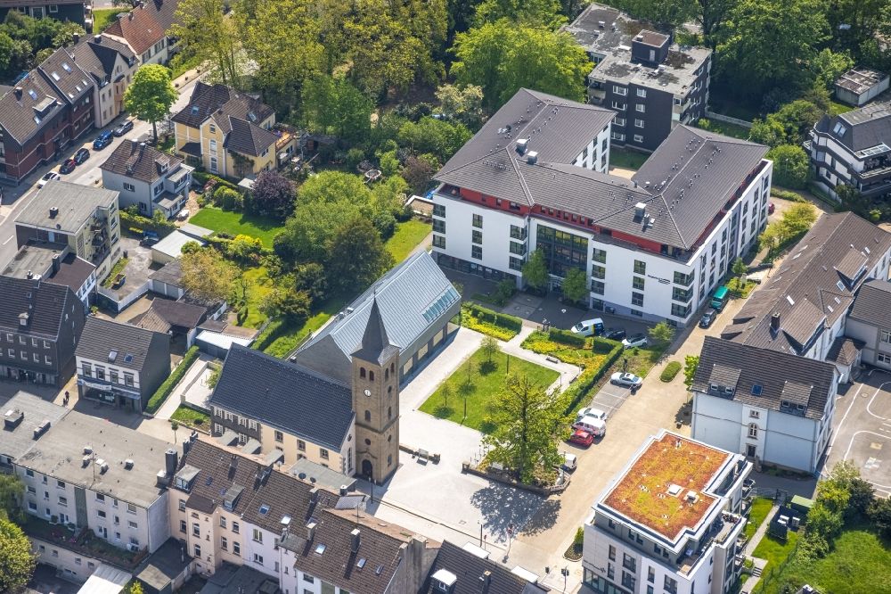 Luftbild Heiligenhaus - Gebäude des Altersheim - Seniorenresidenz Diakoniezentrum Heiligenhaus in Heiligenhaus im Bundesland Nordrhein-Westfalen, Deutschland