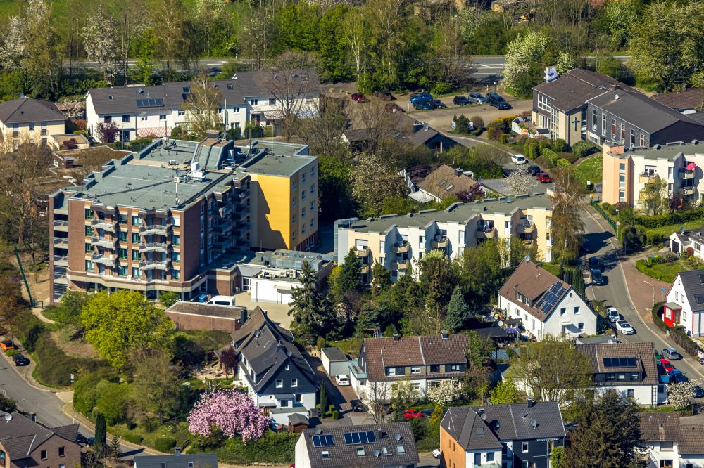 Luftaufnahme Sprockhövel - Gebäude des Altersheim - Seniorenresidenz am Perthes-Ring in Sprockhövel im Bundesland Nordrhein-Westfalen, Deutschland