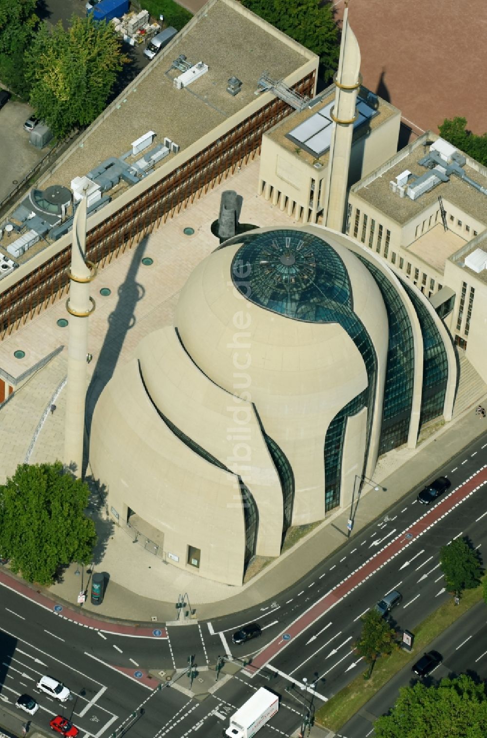 Köln aus der Vogelperspektive: Gebäude der DITIB-Zentralmoschee in Köln Nordrhein-Westfalen