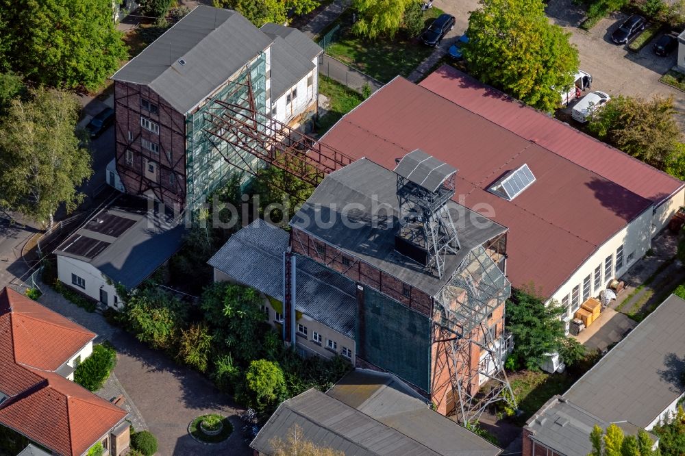Leipzig von oben - Gebäude der ehemalige Schacht- Anlagen am Förderturm Schacht Dölitz in Leipzig im Bundesland Sachsen, Deutschland