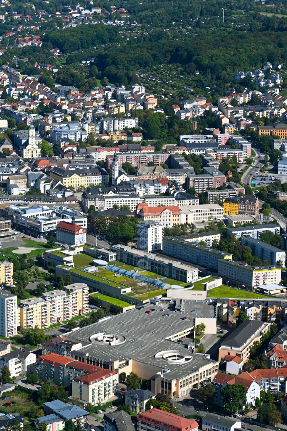 Gera von oben - Gebäude des Einkaufszentrum an der Heinrichstraße in Gera im Bundesland Thüringen, Deutschland