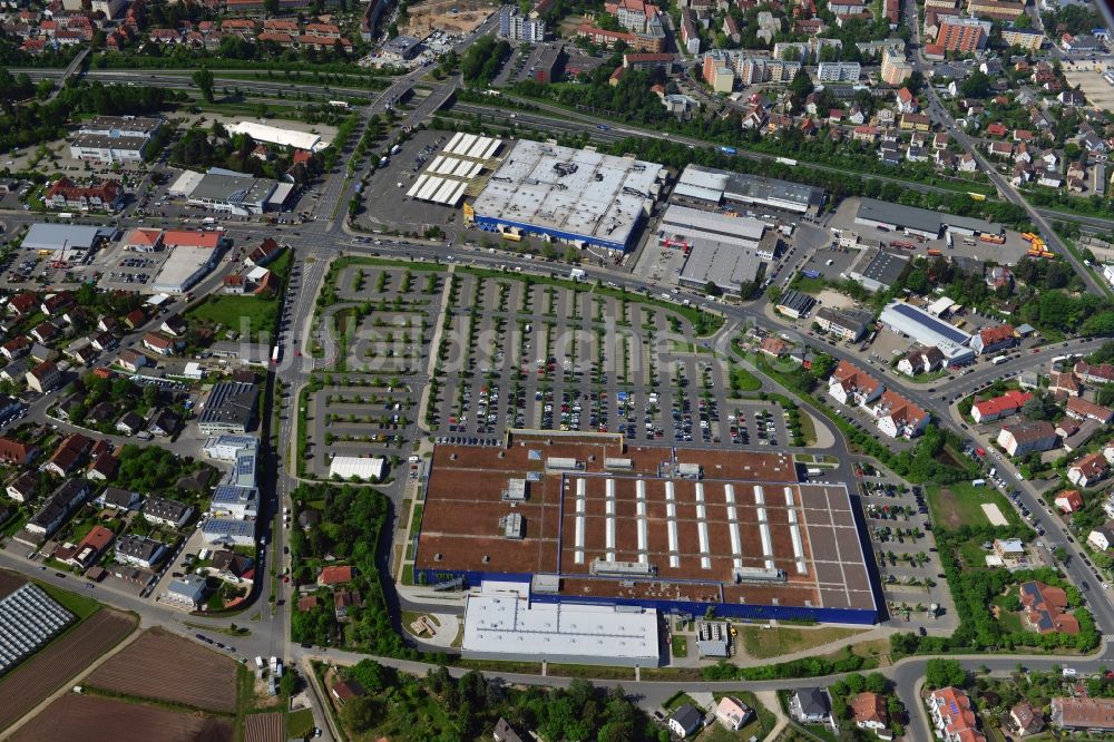 Luftaufnahme Fürth - Gebäude des Einkaufszentrum IKEA Einrichtungshaus in Fürth im Bundesland Bayern