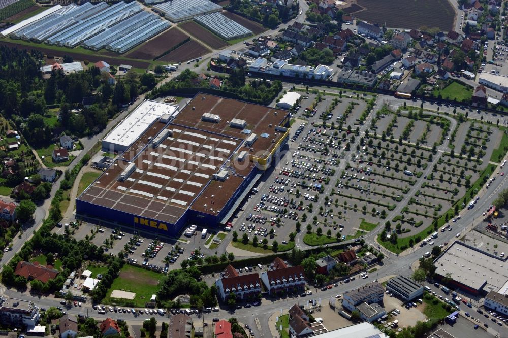 Fürth aus der Vogelperspektive: Gebäude des Einkaufszentrum IKEA Einrichtungshaus in Fürth im Bundesland Bayern