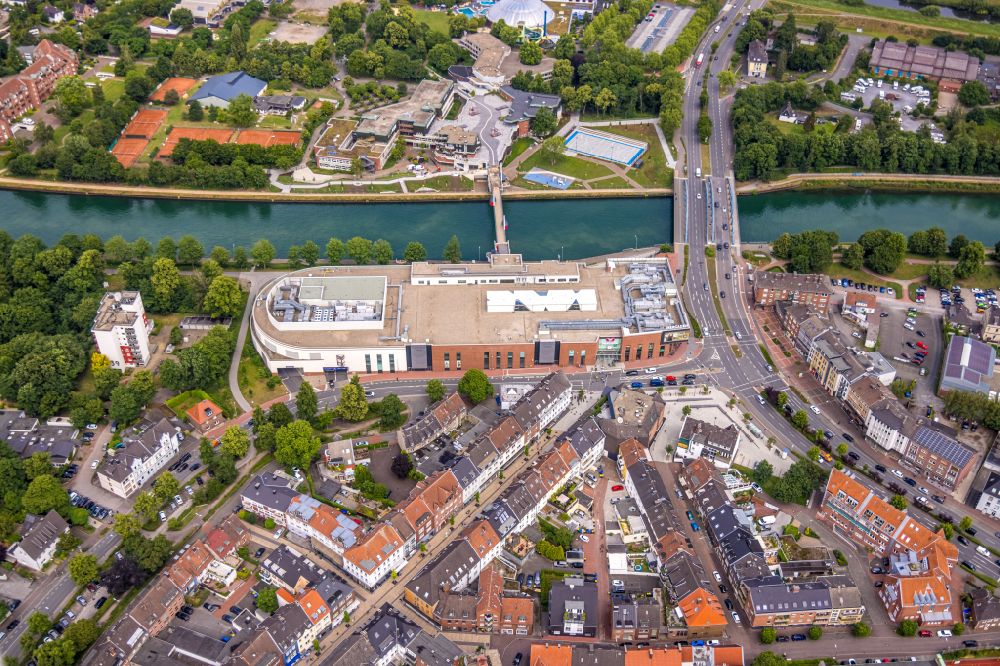 Luftaufnahme Dorsten - Gebäude des Einkaufszentrum Mercaden Dorsten in Dorsten im Bundesland Nordrhein-Westfalen