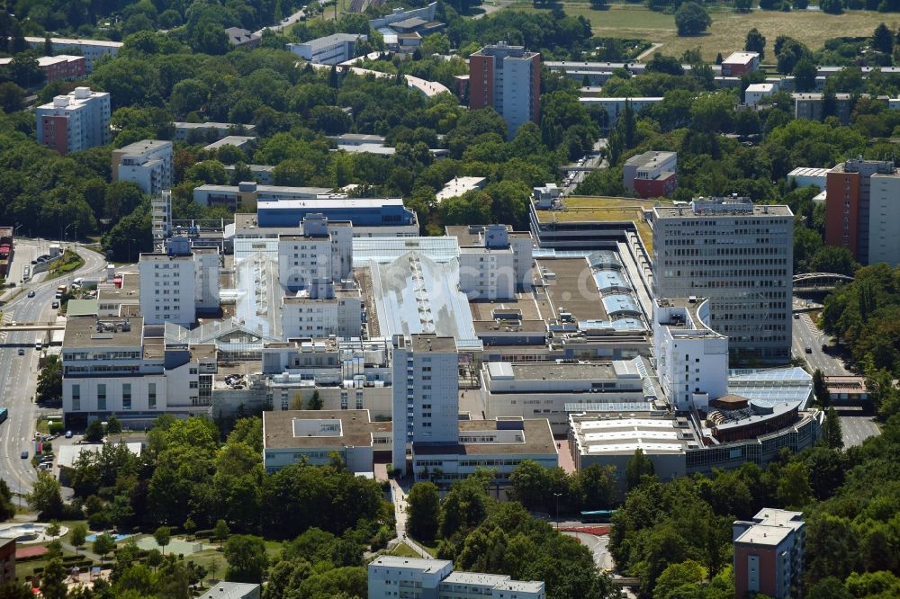 Luftaufnahme Frankfurt am Main - Gebäude des Einkaufszentrum Nordwest Zentrum in Frankfurt am Main im Bundesland Hessen