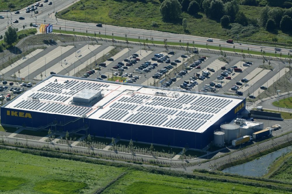 Bremerhaven von oben - Gebäude des Einrichtungshaus - Möbelmarkt der IKEA in Bremerhaven im Bundesland Bremen