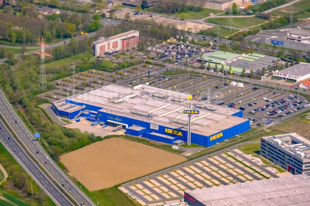 Kamen von oben - Gebäude des Einrichtungshaus - Möbelmarkt IKEA Möbel & Einrichtungshaus Kamen in Kamen im Bundesland Nordrhein-Westfalen, Deutschland