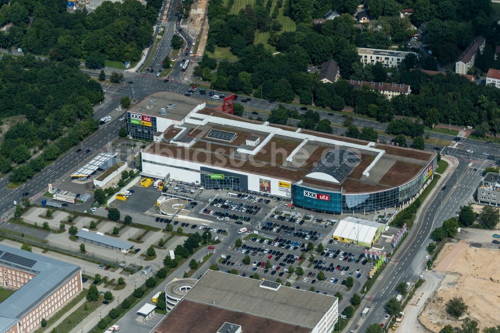 Luftaufnahme Nürnberg - Gebäude des Einrichtungshaus - Möbelmarkt an der Ingolstädter Straße in Nürnberg im Bundesland Bayern, Deutschland