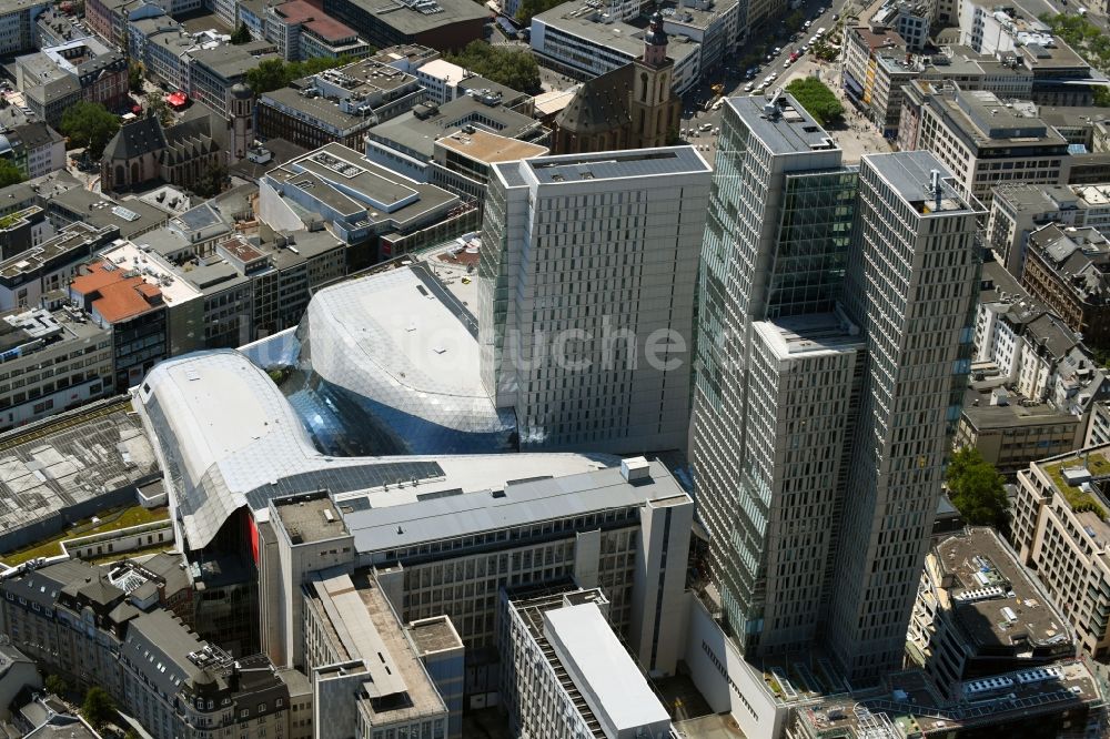 Luftaufnahme Frankfurt am Main - Gebäude Ensemble des Palais Quartier in Frankfurt am Main im Bundesland Hessen