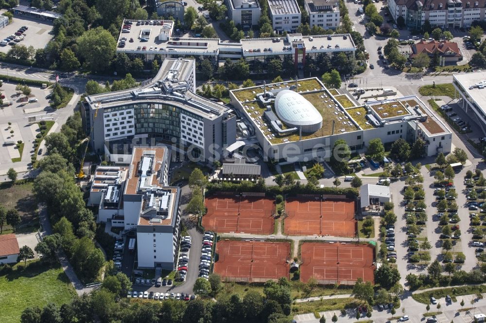 Luftaufnahme Unterschleißheim - Gebäude des INFINITY Hotel & Conference Resort Munich in Unterschleißheim im Bundesland Bayern, Deutschland