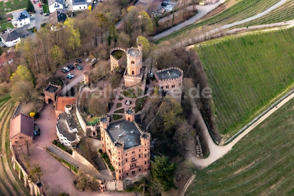 Luftaufnahme Ortenberg - Gebäude der Jugendherberge Schloss Ortenberg in Ortenberg im Bundesland Baden-Württemberg, Deutschland