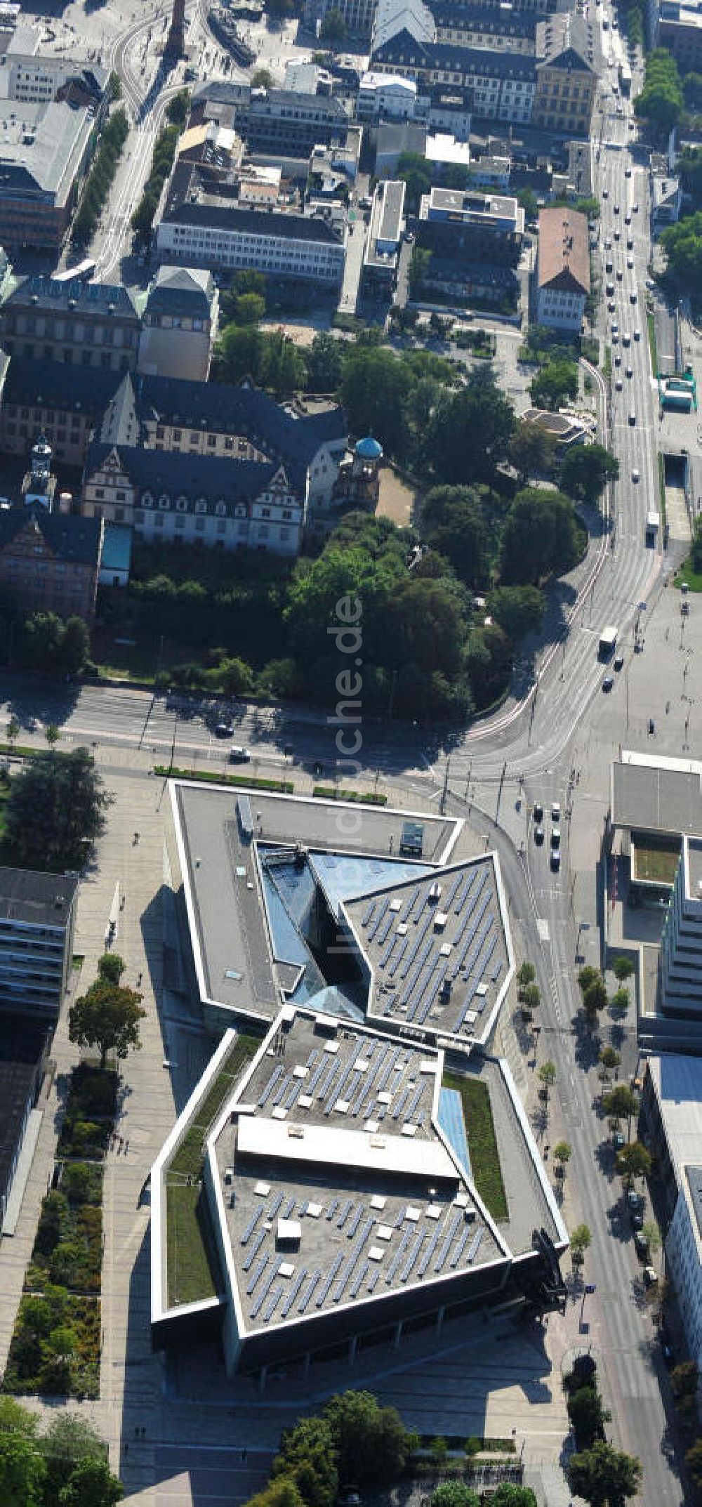 Luftaufnahme Darmstadt - Gebäude des Kongreßzentrum Darmstadtium in Darmstadt