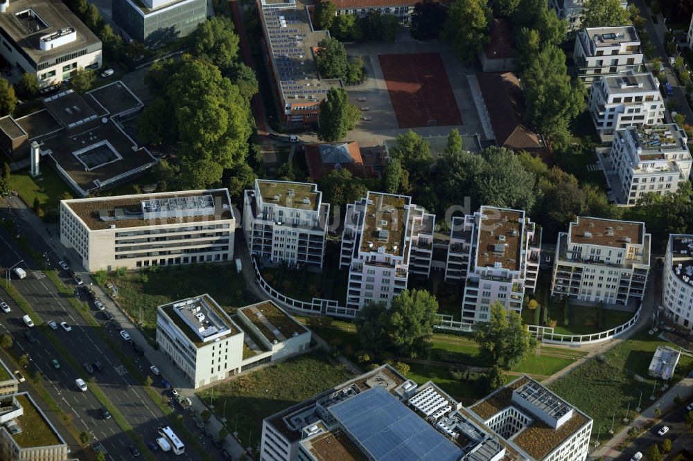 Berlin von oben - Gebäude der Konrad-Adenauer-Stiftung und Wohnhäuser der Wohnanlage Körbisstraße 3 im Ortsteil Tiergarten in Berlin