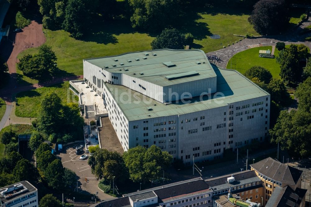 Essen von oben - Gebäude des Konzerthauses und Theater- Schauspielhauses in Essen im Bundesland Nordrhein-Westfalen, Deutschland
