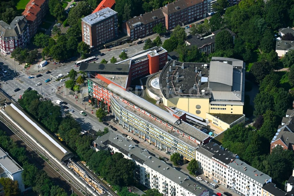 Hamburg aus der Vogelperspektive: Gebäude des Konzerthauses und Theater- Schauspielhauses in Hamburg, Deutschland