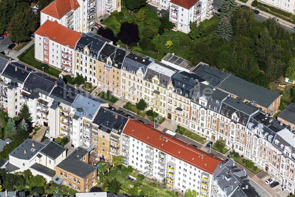 Plauen aus der Vogelperspektive: Gebäude eines Mehrfamilien- Wohnhauses in Plauen im Bundesland Sachsen, Deutschland