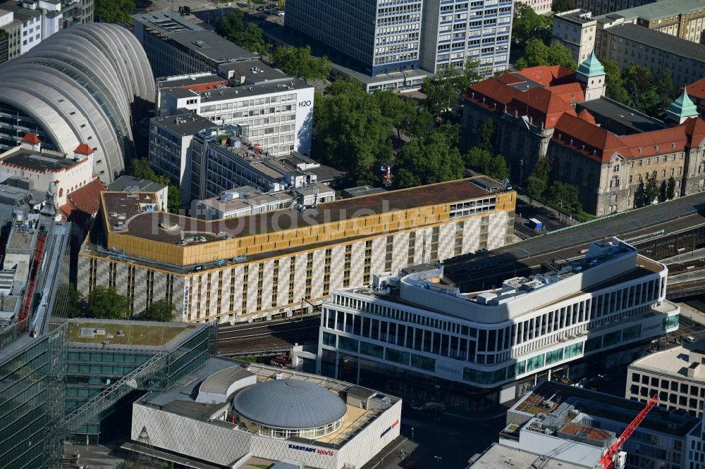 Berlin von oben - Gebäude des Motel One Berlin Ku'Damm an der Kantstraße in Berlin Charlottenburg