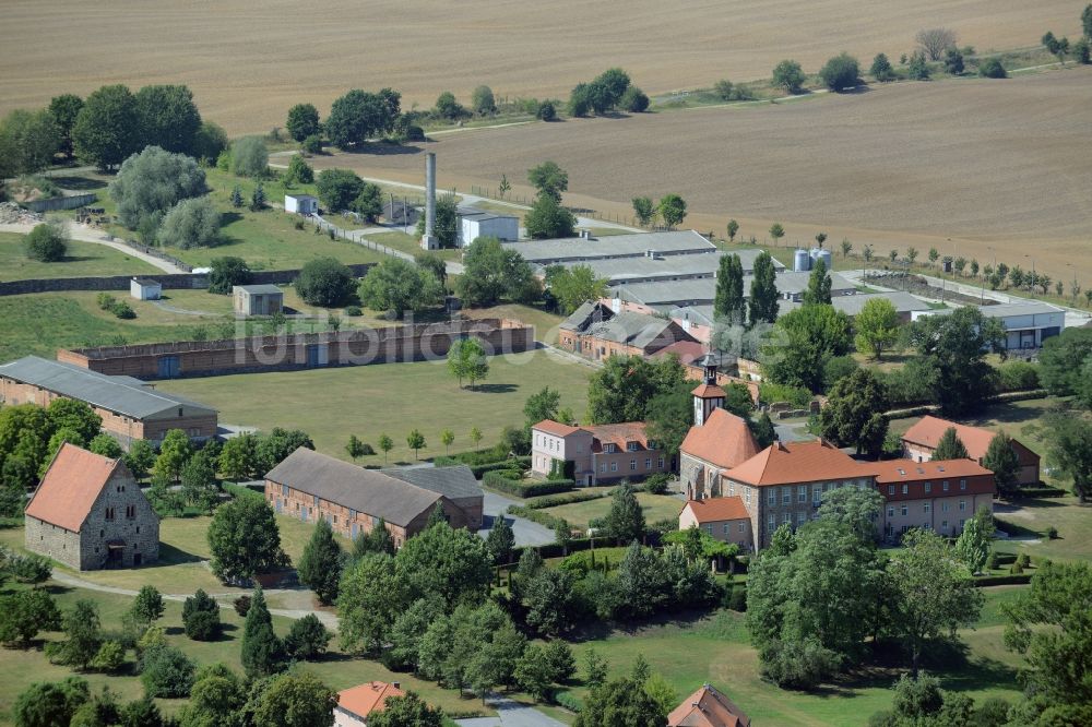 Luftbild Lietzen - Gebäude und Parkanlagen des Gutshauses und Herrenhauses in Lietzen im Bundesland Brandenburg