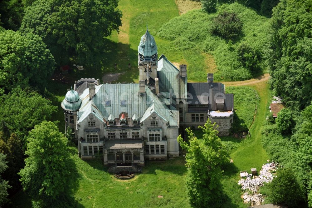 Luftaufnahme Grabau - Gebäude und Parkanlagen des schloßartigen Herrenhaus- Villa Grabau in Grabau im Bundesland Schleswig-Holstein