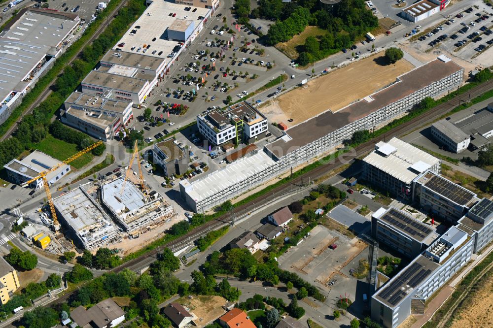 Luftbild Bretten - Gebäude des Parkhauses an der Carl-Benz-Straße in Bretten im Bundesland Baden-Württemberg, Deutschland