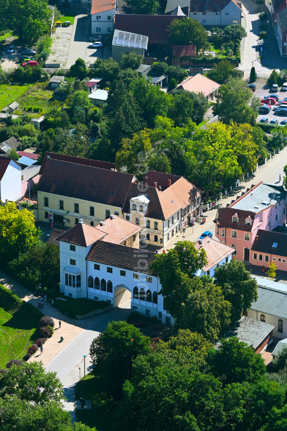 Luftbild Wörlitz - Gebäude des Restaurant Historischer Gasthof Zum Eichenkranz in Wörlitz im Bundesland Sachsen-Anhalt, Deutschland