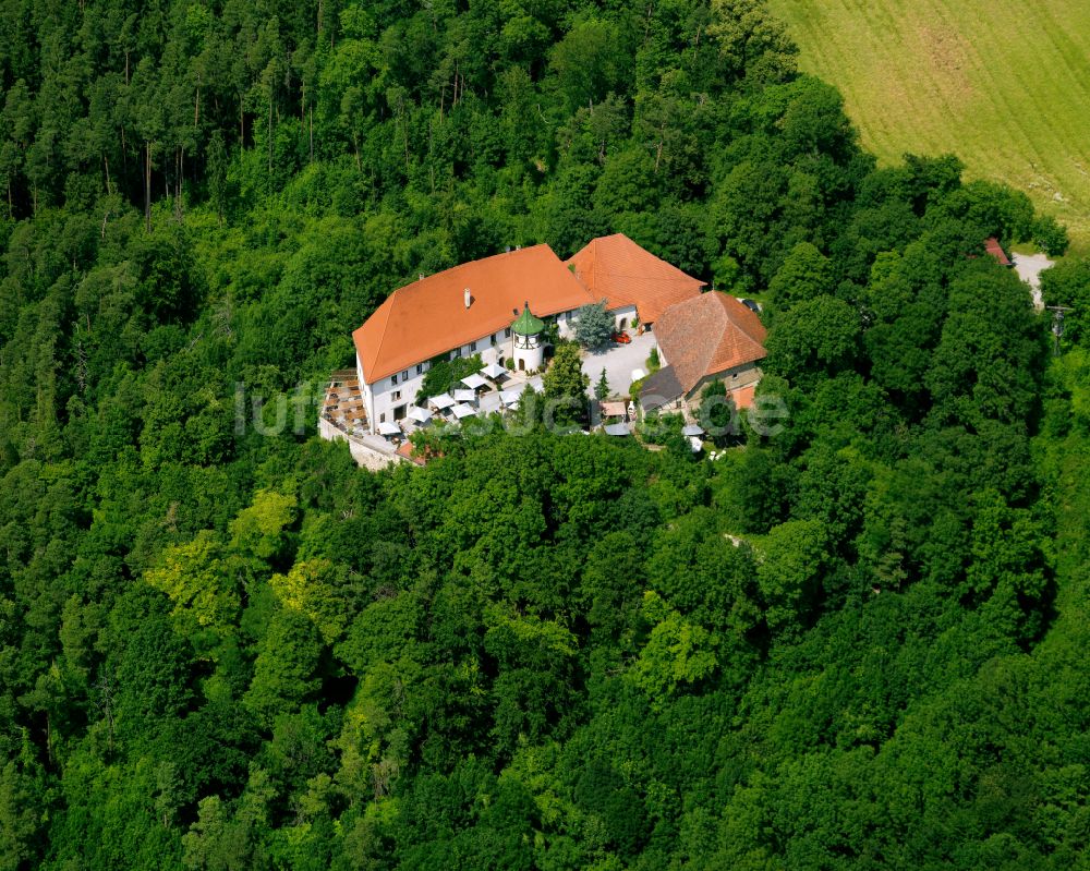 Luftaufnahme Ammerbuch - Gebäude des Restaurant Schloss Hohenentringen in Ammerbuch im Bundesland Baden-Württemberg, Deutschland