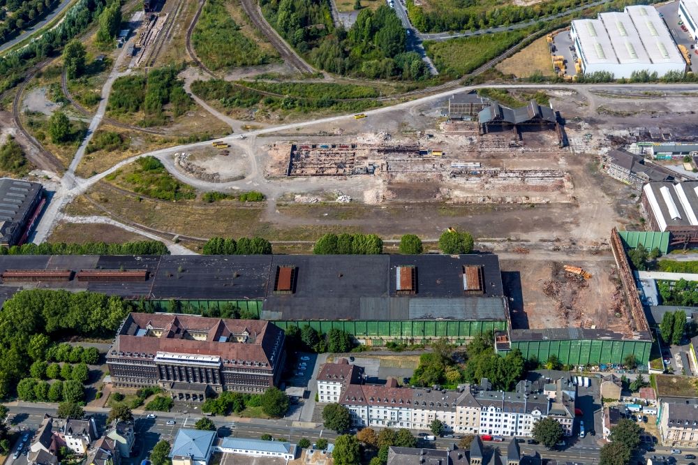 Dortmund von oben - Gebäude- Ruine und Brachfläche auf dem ehemaligen Gelände der Hoesch-Stahl AG in Dortmund im Bundesland Nordrhein-Westfalen, Deutschland