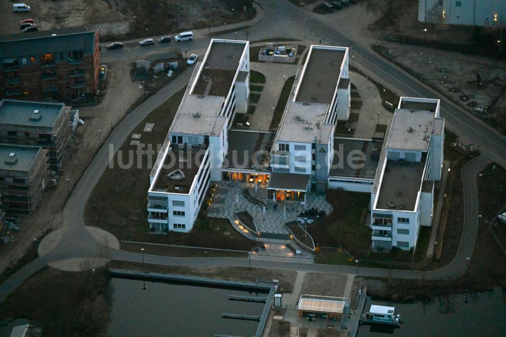 Luftbild Neuruppin - Gebäude des Seniorenzentrums Seetor Residenz in Neuruppin im Bundesland Brandenburg, Deutschland