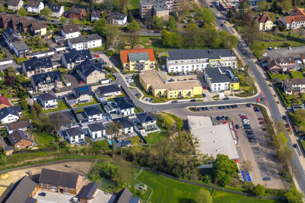 Luftaufnahme Bönen - Gebäude des Seniorenzentrums Seniorenhaus Bönen in Bönen im Bundesland Nordrhein-Westfalen, Deutschland