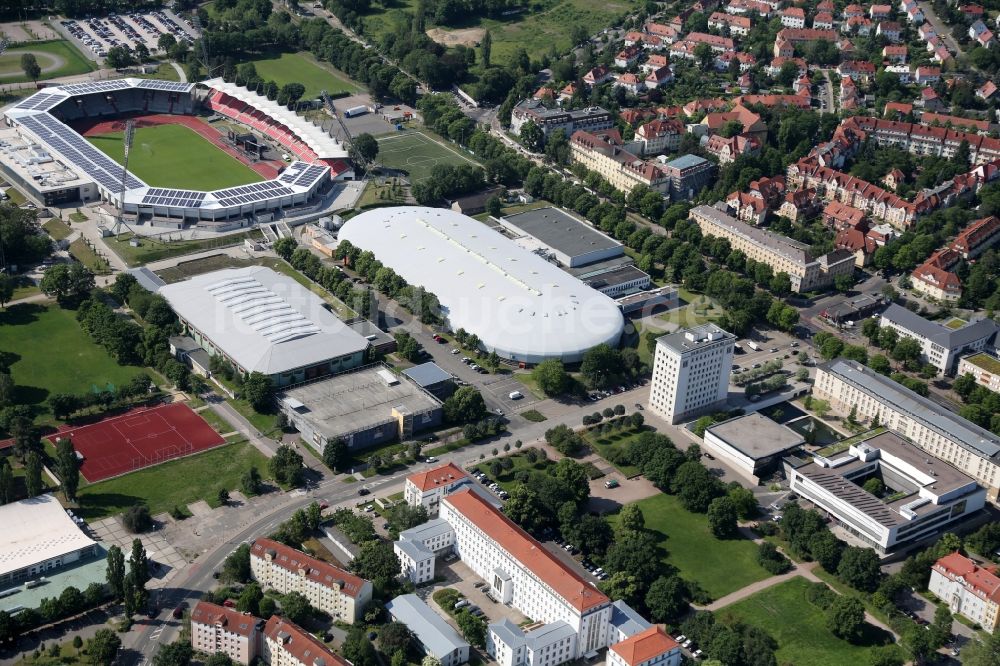 Luftbild Erfurt - Gebäude der Sporthalle des Eissportzentrum Erfurt in Erfurt im Bundesland Thüringen, Deutschland