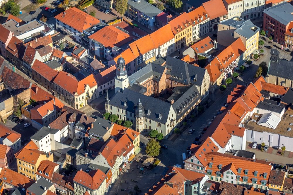 Luftaufnahme Aschersleben - Gebäude der Stadtverwaltung - Rathaus in Aschersleben im Bundesland Sachsen-Anhalt, Deutschland
