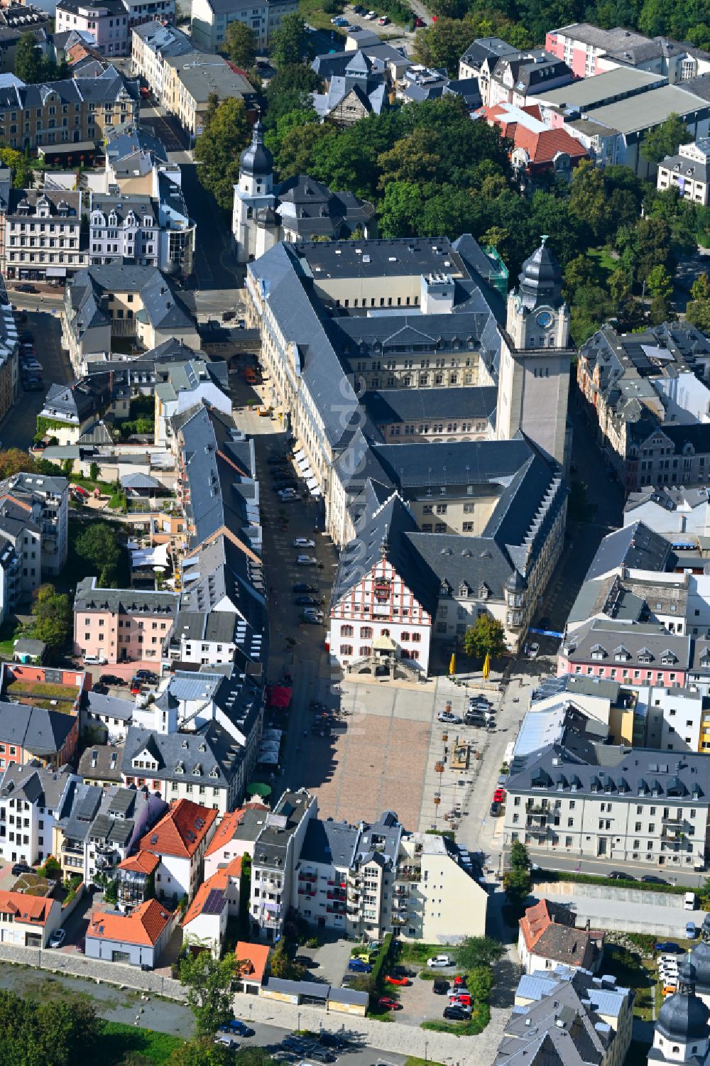 Luftbild Plauen - Gebäude der Stadtverwaltung - Rathaus am Marktplatz - Altmarkt in Plauen im Bundesland Sachsen, Deutschland
