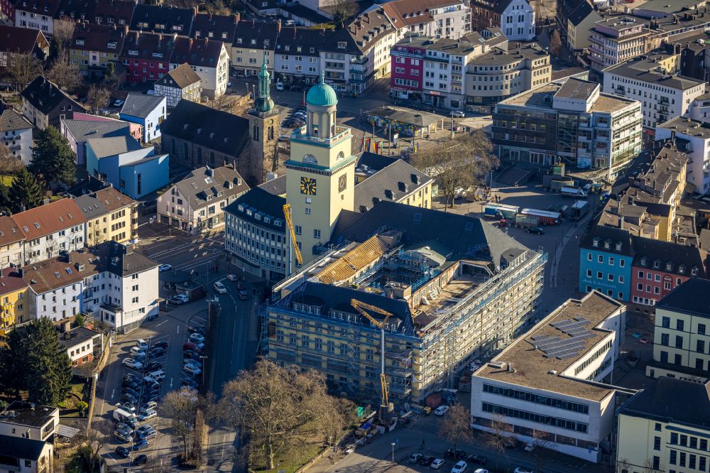 Witten aus der Vogelperspektive: Gebäude der Stadtverwaltung - Rathaus am Marktplatz in Witten im Bundesland Nordrhein-Westfalen
