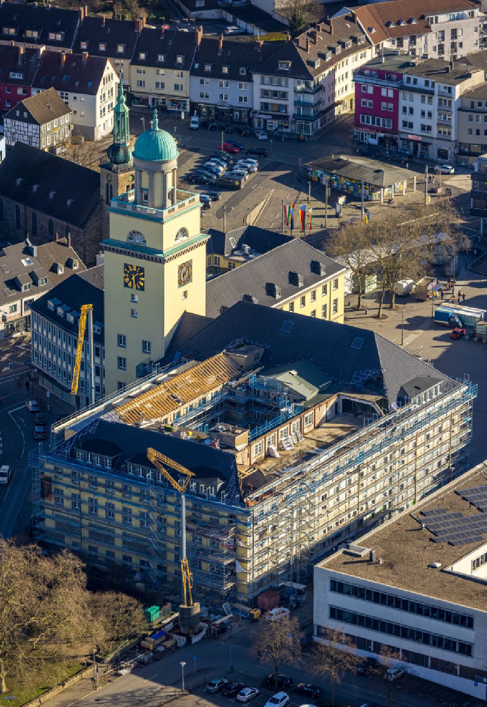 Luftbild Witten - Gebäude der Stadtverwaltung - Rathaus am Marktplatz in Witten im Bundesland Nordrhein-Westfalen