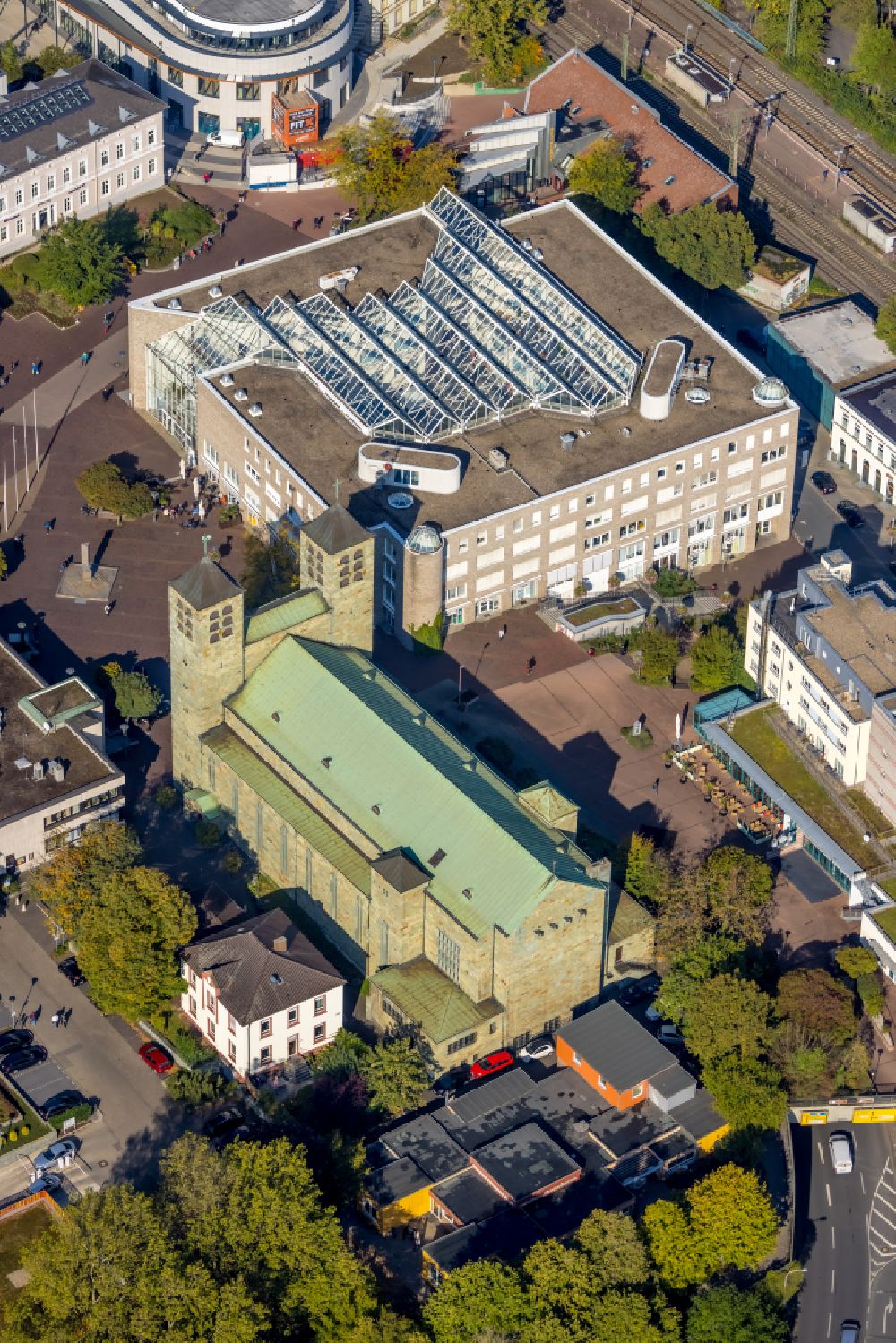 Unna von oben - Gebäude der Stadtverwaltung - Rathaus am Rathausplatz - Katharinenplatz in Unna im Bundesland Nordrhein-Westfalen, Deutschland