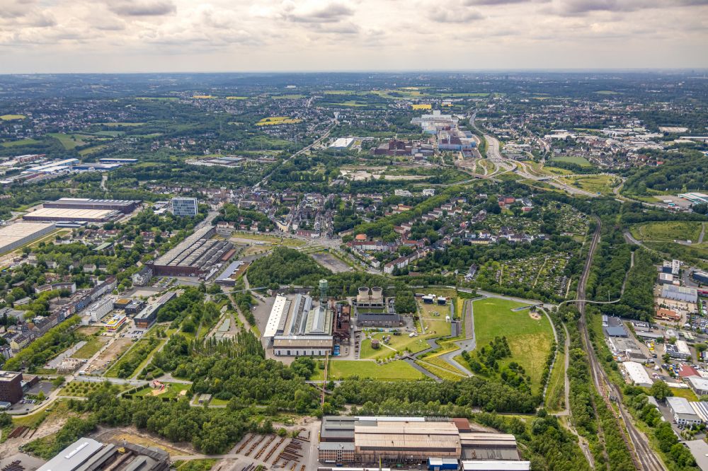 Luftbild Bochum - Gebäude der Veranstaltungshalle Jahrhunderthalle in Bochum im Bundesland Nordrhein-Westfalen