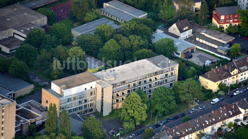 Bonn von oben - Gebäudegruppe der ehemaligen Pädagogischen Fakultät der Rheinische Friedrich-Wilhelms-Universität Bonn in Bonn im Bundesland Nordrhein-Westfalen, Deutschland